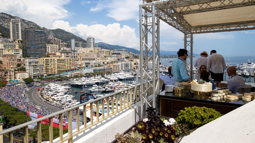 Rooftop with clients above the Monaco F1 circuit 